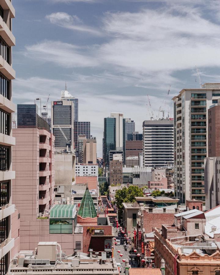 Lancemore Crossley St. Мелбърн Екстериор снимка Skyline of Perth CBD