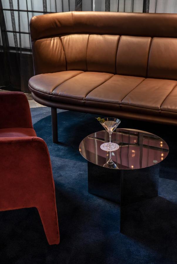 Lancemore Crossley St. Мелбърн Екстериор снимка The interior of the bar