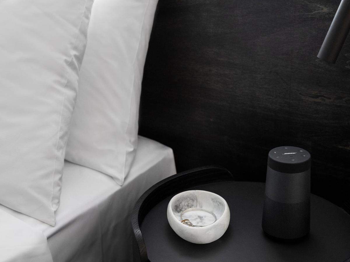 Lancemore Crossley St. Мелбърн Екстериор снимка The Amazon Echo